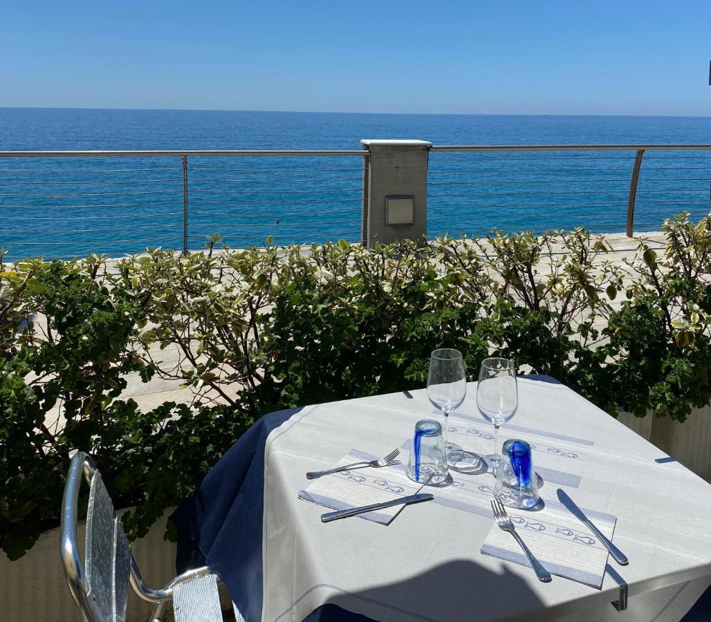 Caravella Otel Deiva Marina Dış mekan fotoğraf