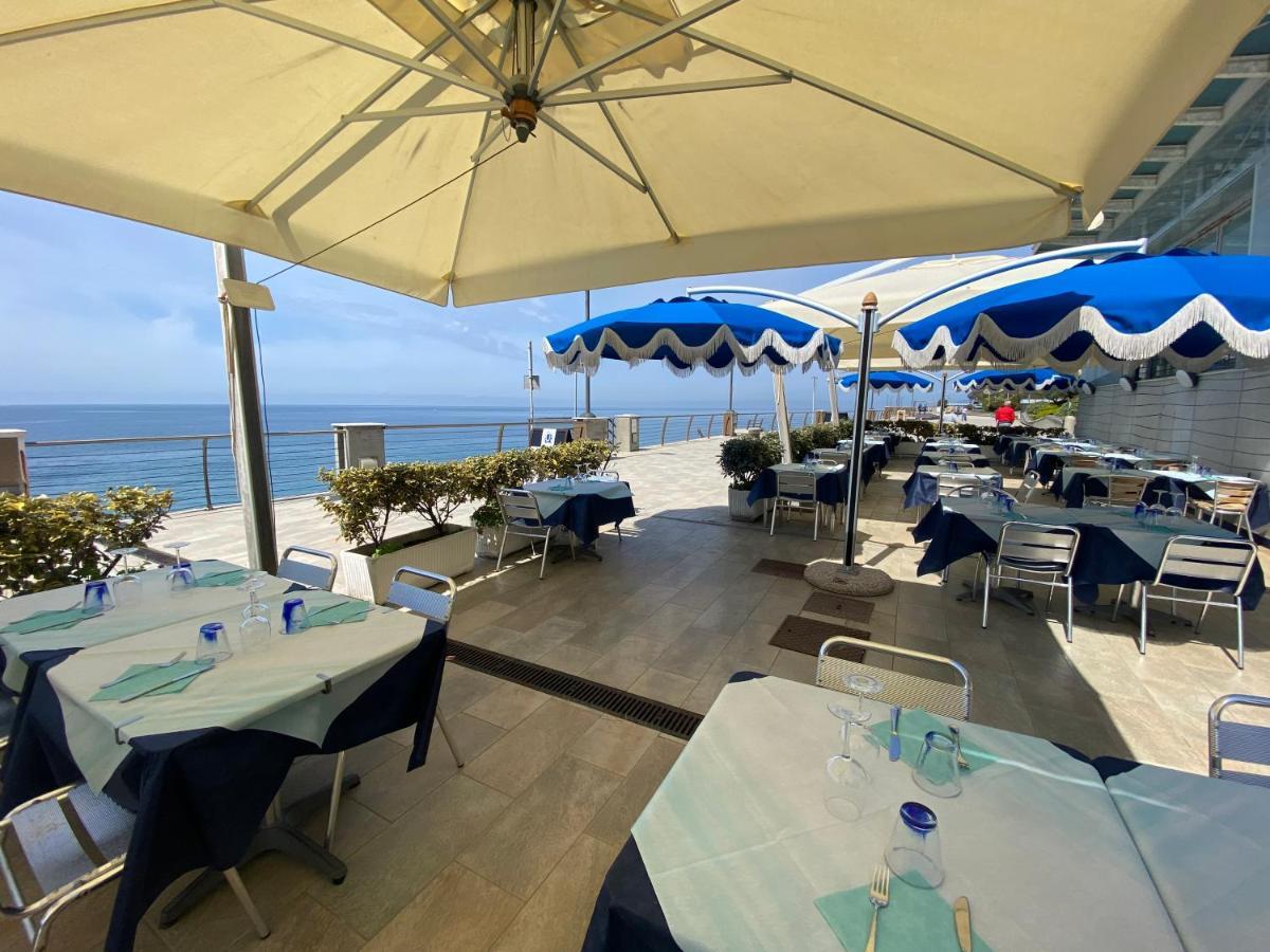 Caravella Otel Deiva Marina Dış mekan fotoğraf